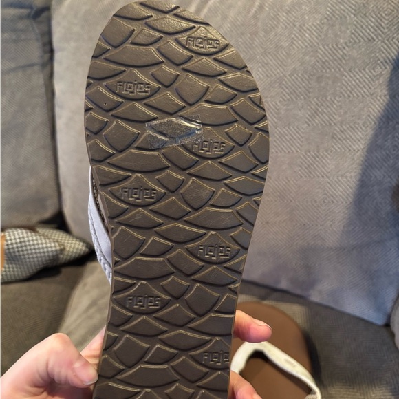 Flojos Women's Tan and Cream Sandals A00510 - Picture 3 of 5